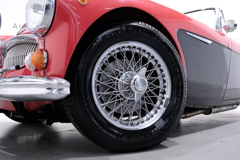 AUSTIN Healey 10
