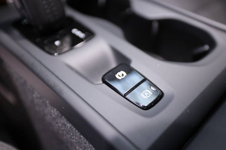 VOLVO XC40 30