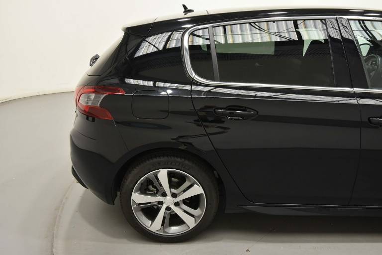 PEUGEOT 308 52