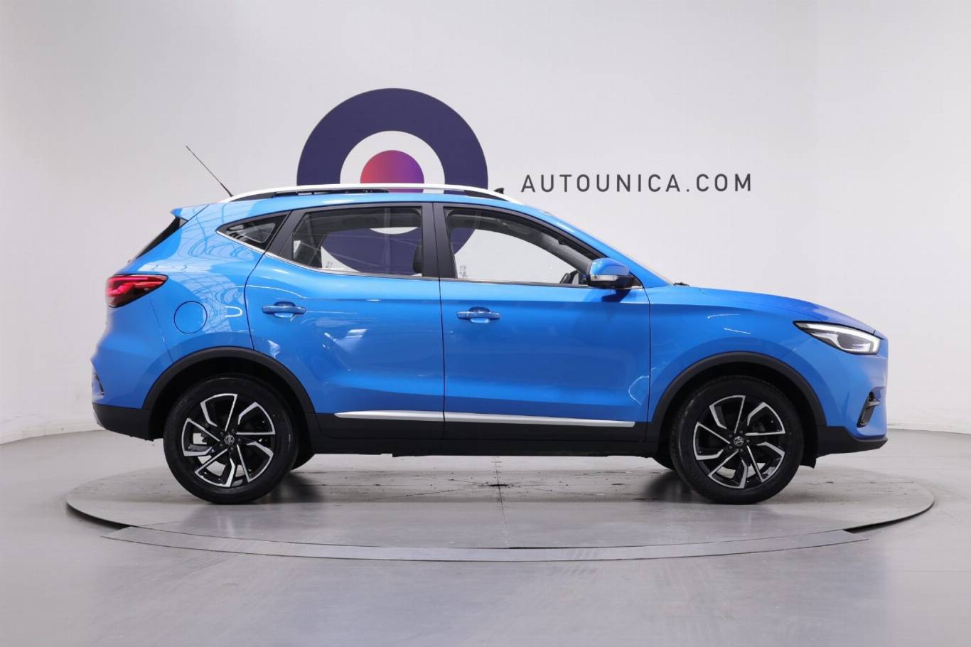 MG ZS 4