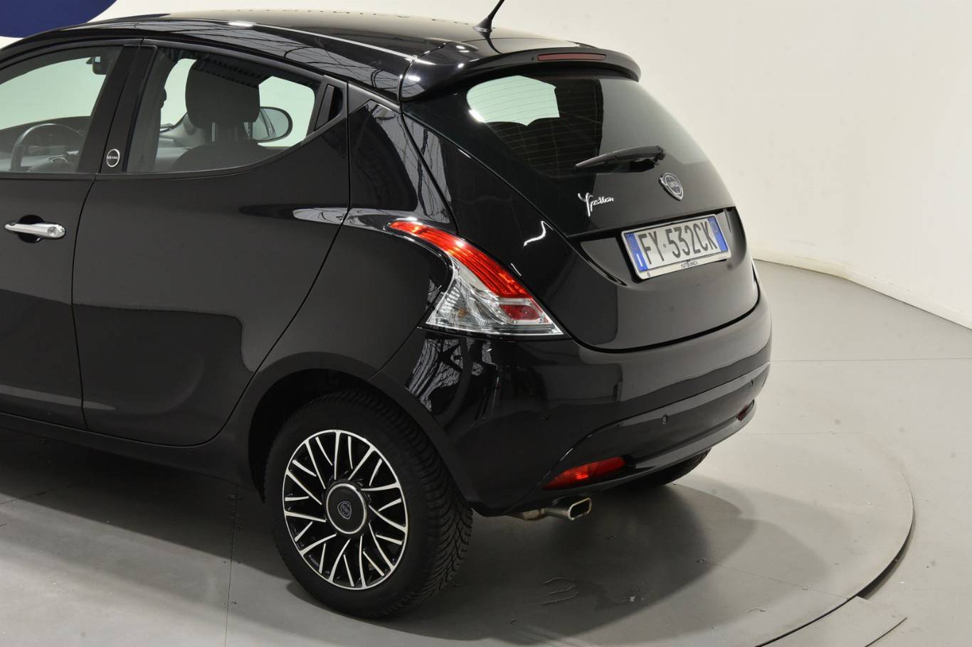 LANCIA Ypsilon 24