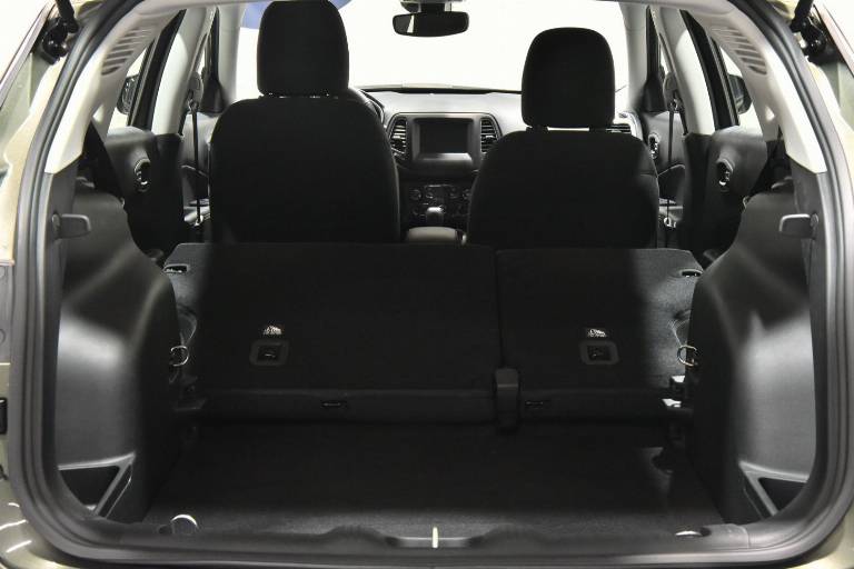 JEEP Compass 11