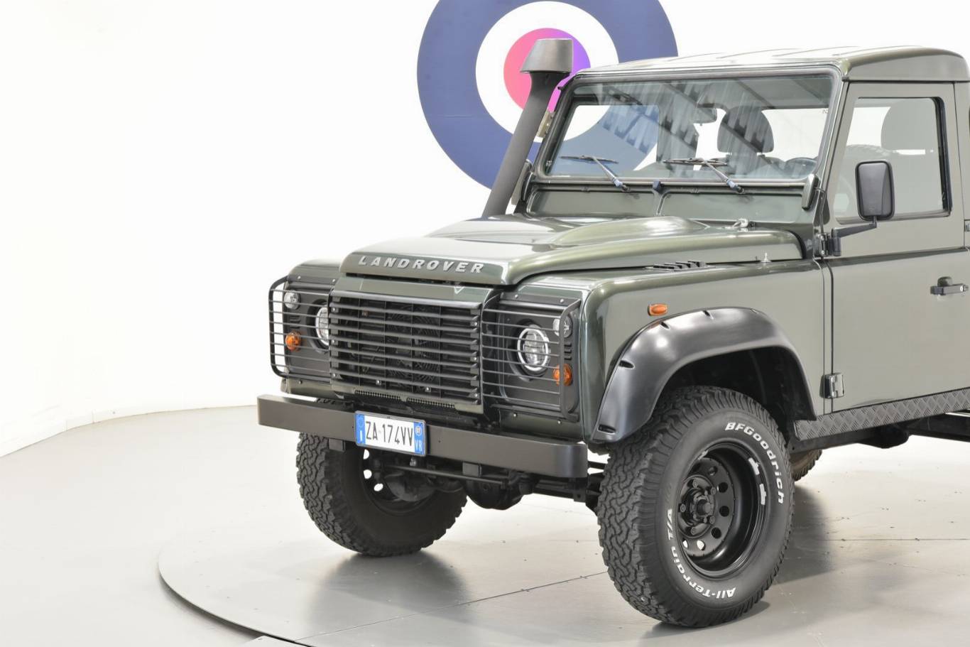 LAND ROVER Defender 14
