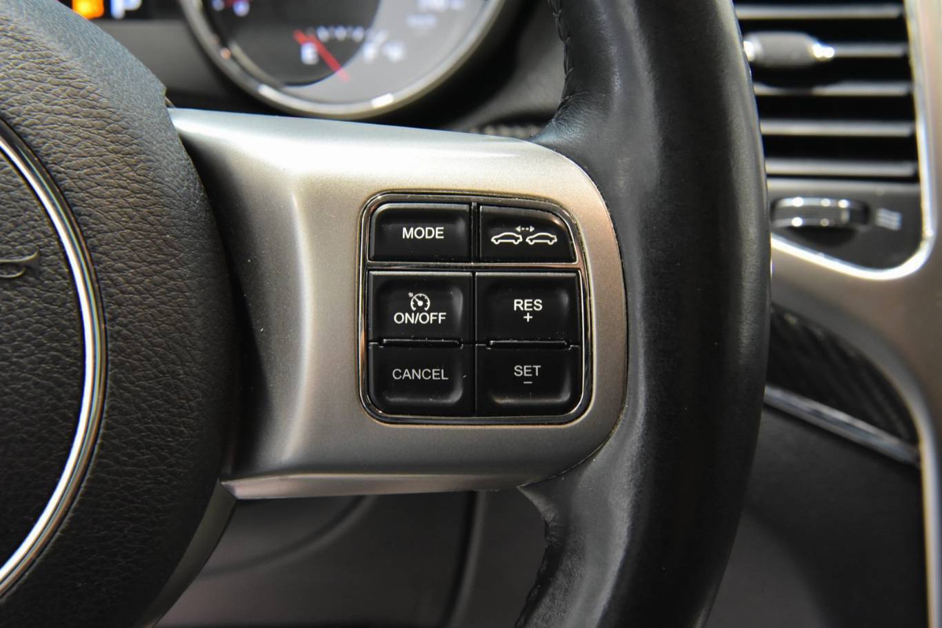 JEEP Grand Cherokee 39