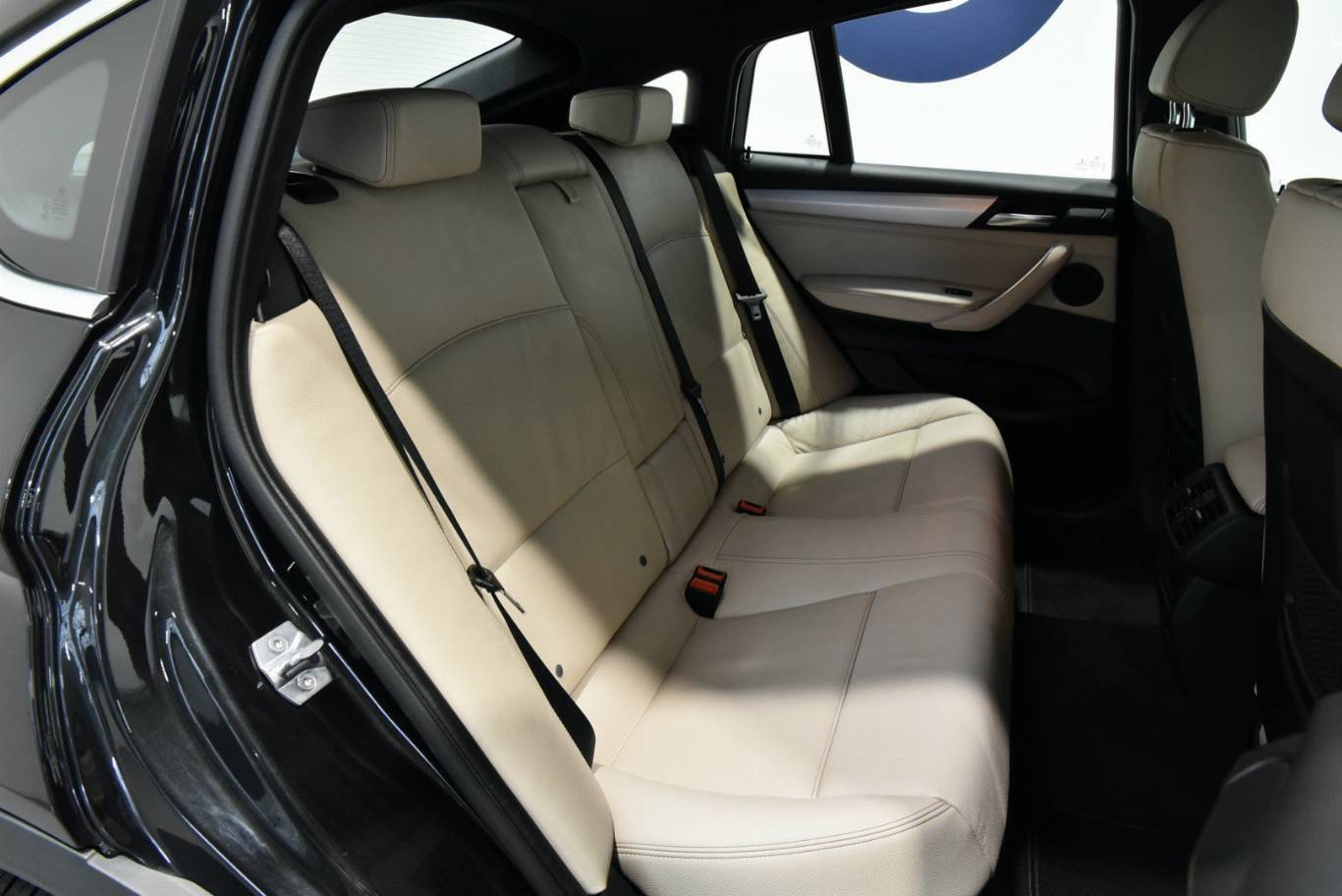 BMW X4 54