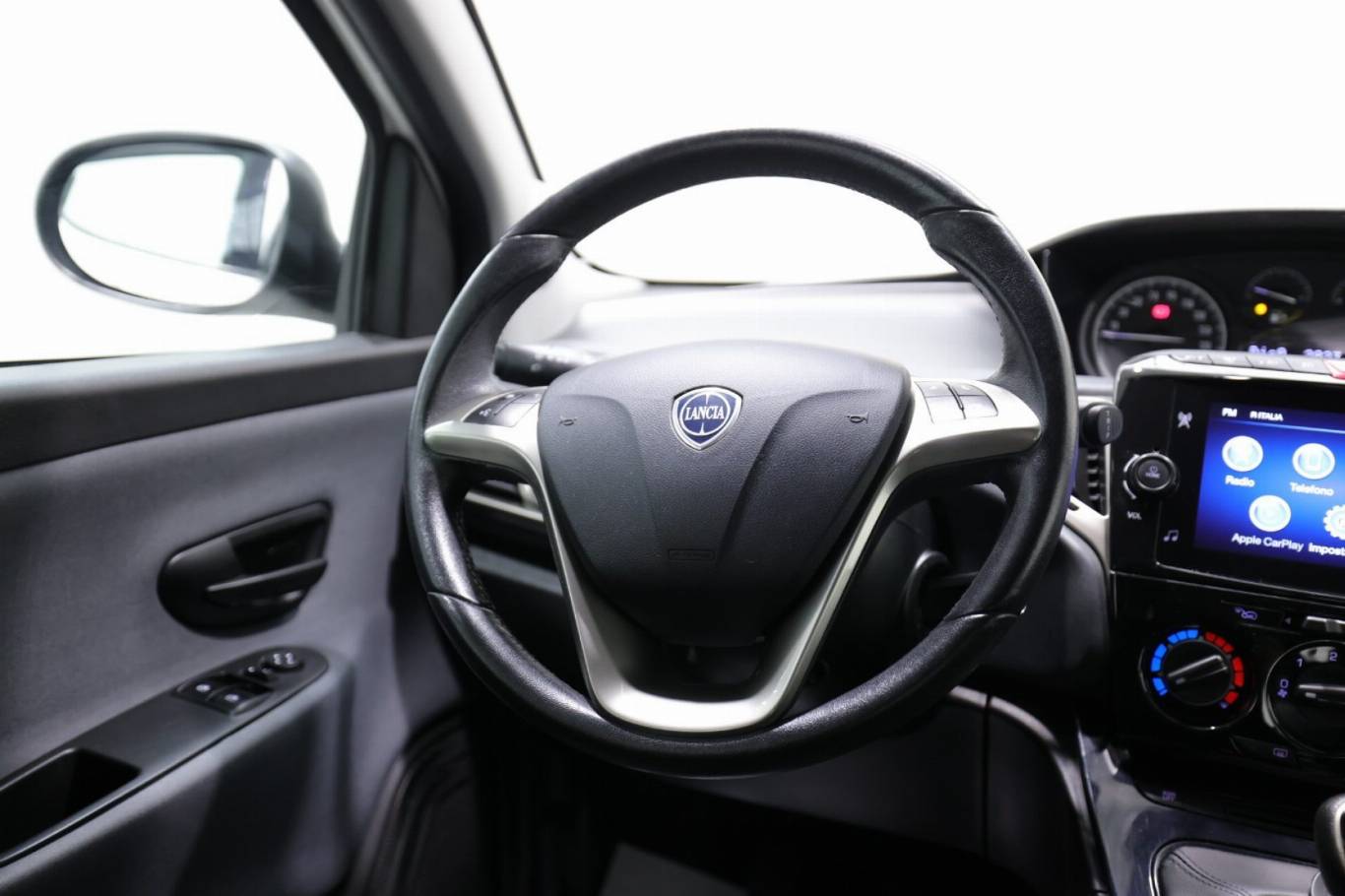 LANCIA Ypsilon 34