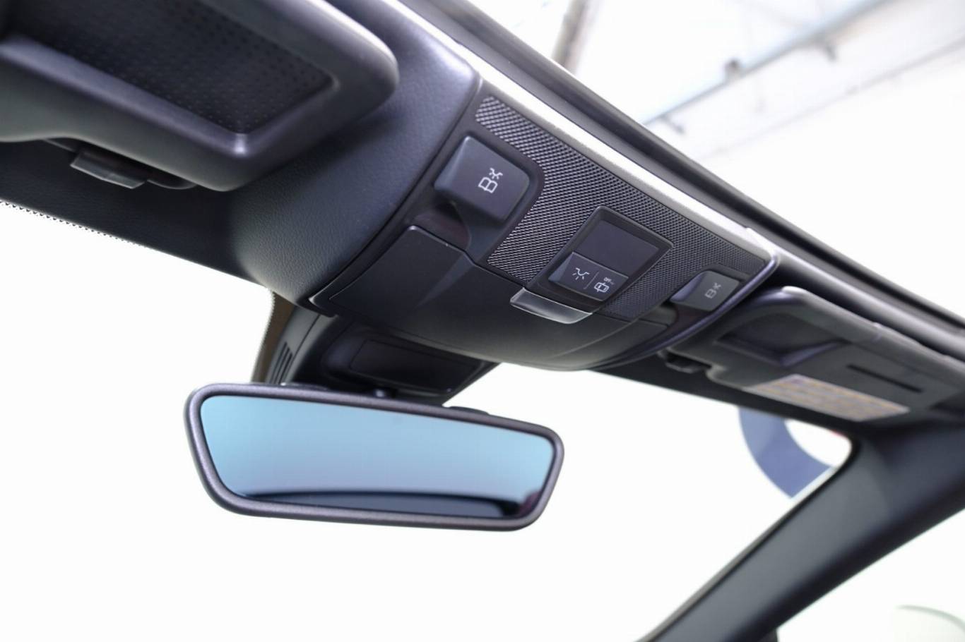 MERCEDES-BENZ SLK 200 34