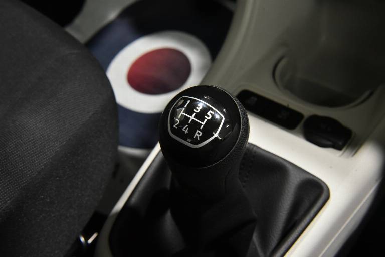 VOLKSWAGEN Up! 11