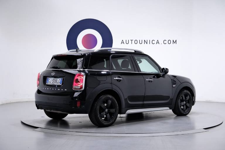 MINI Countryman 15