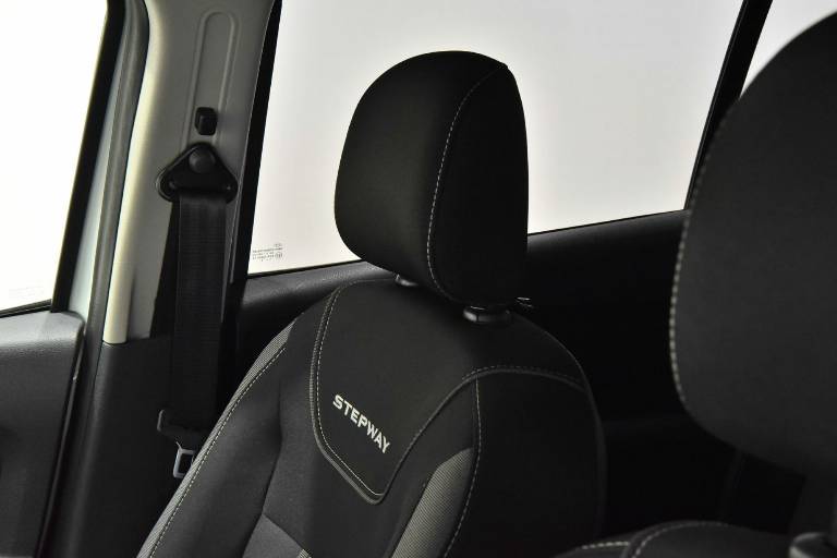 DACIA Sandero 4