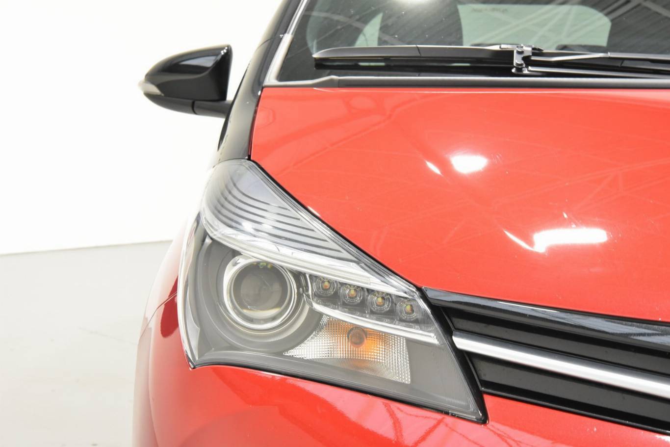 TOYOTA Yaris 34