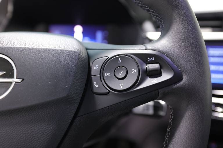 OPEL Corsa 18