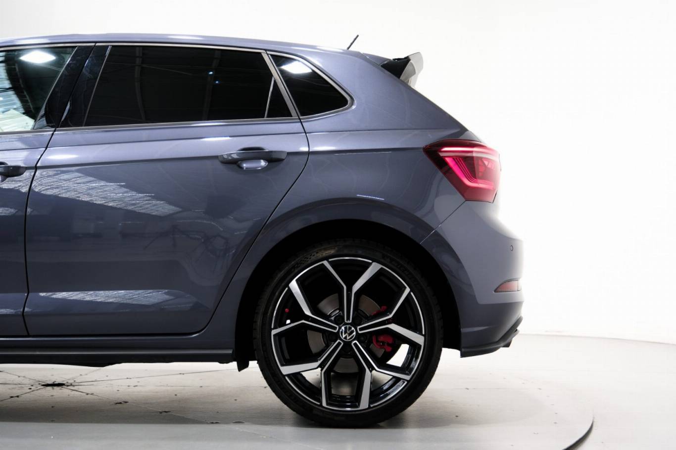 VOLKSWAGEN Polo GTI 41