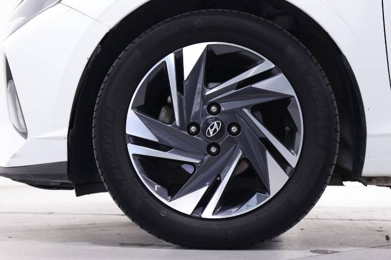 HYUNDAI I20 13