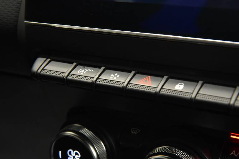 RENAULT Clio 42