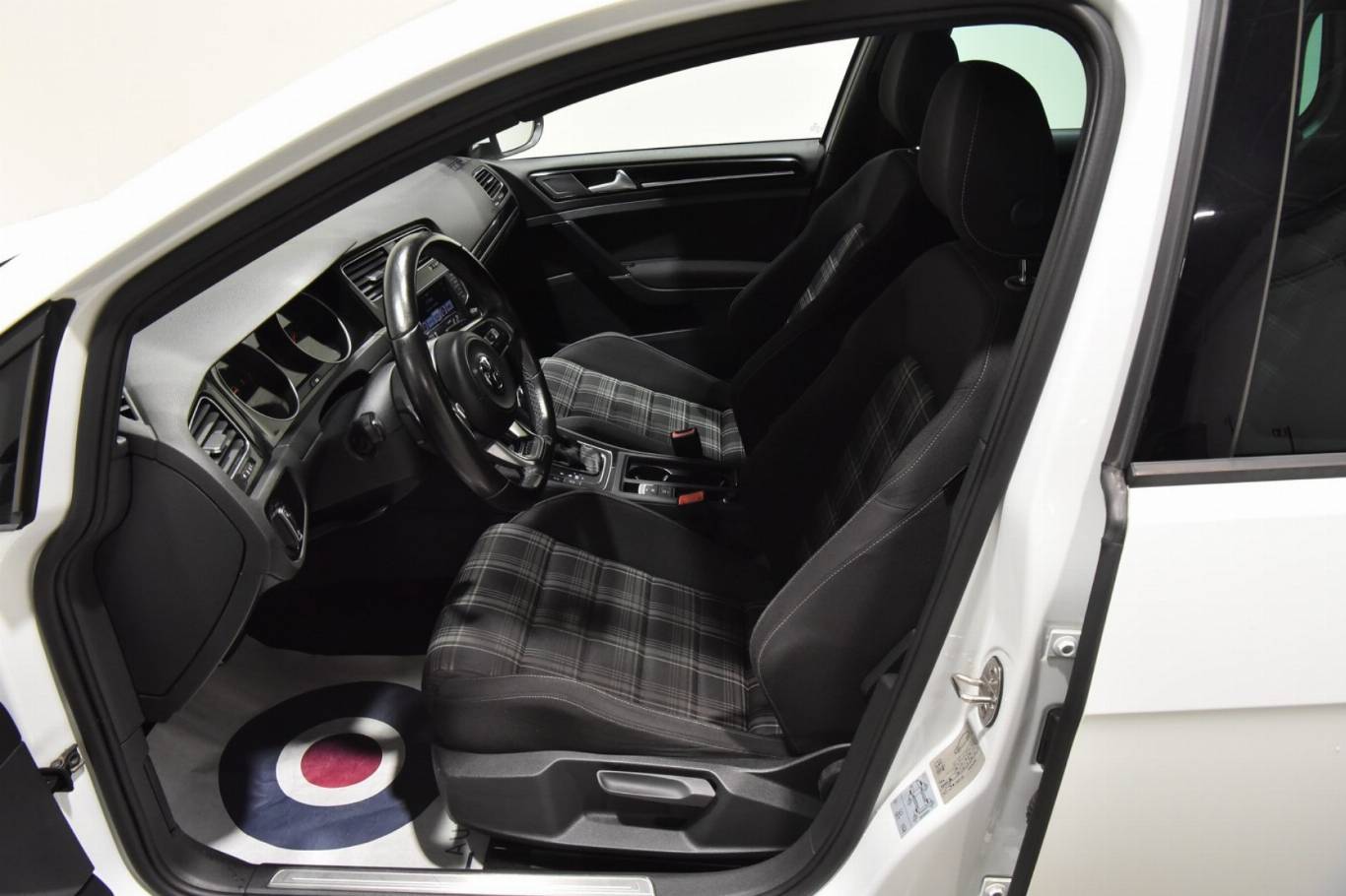 VOLKSWAGEN Golf GTD 4