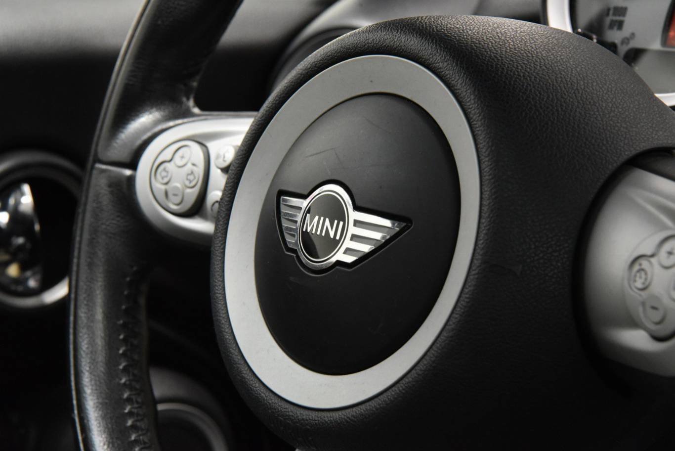 MINI One 28
