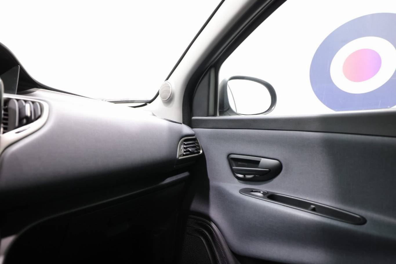 LANCIA Ypsilon 28
