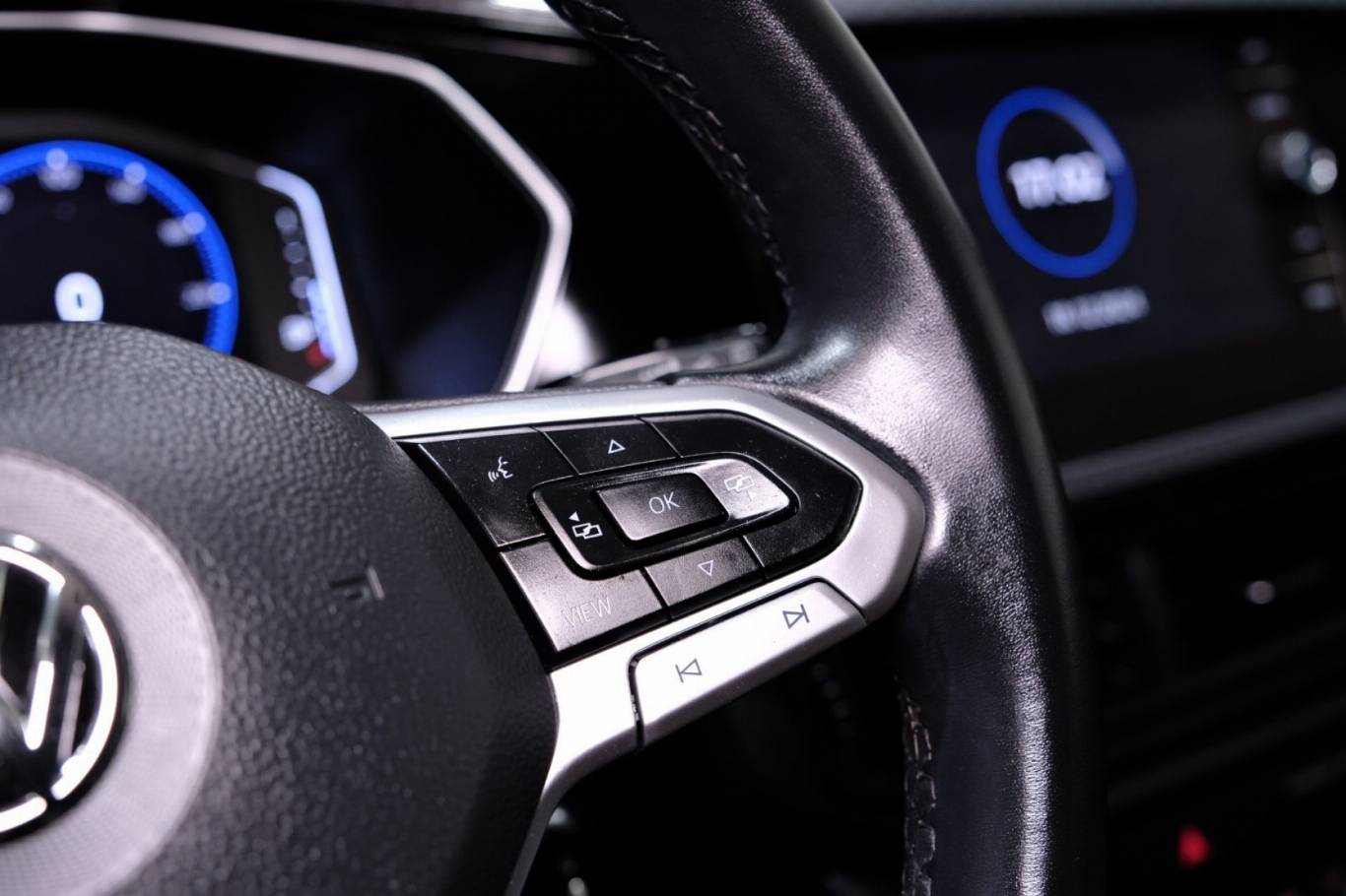 VOLKSWAGEN T-Cross 22