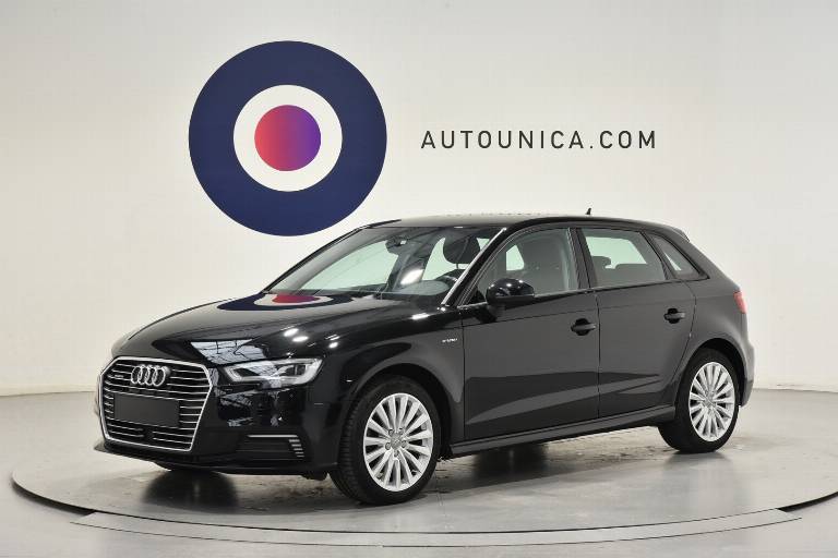 AUDI A3 1