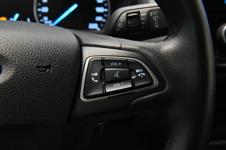FORD EcoSport 23