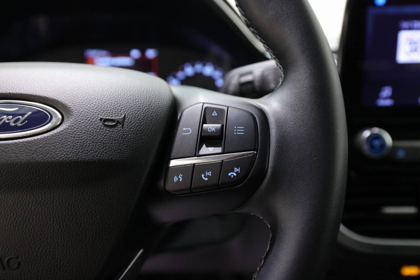 FORD Fiesta 21