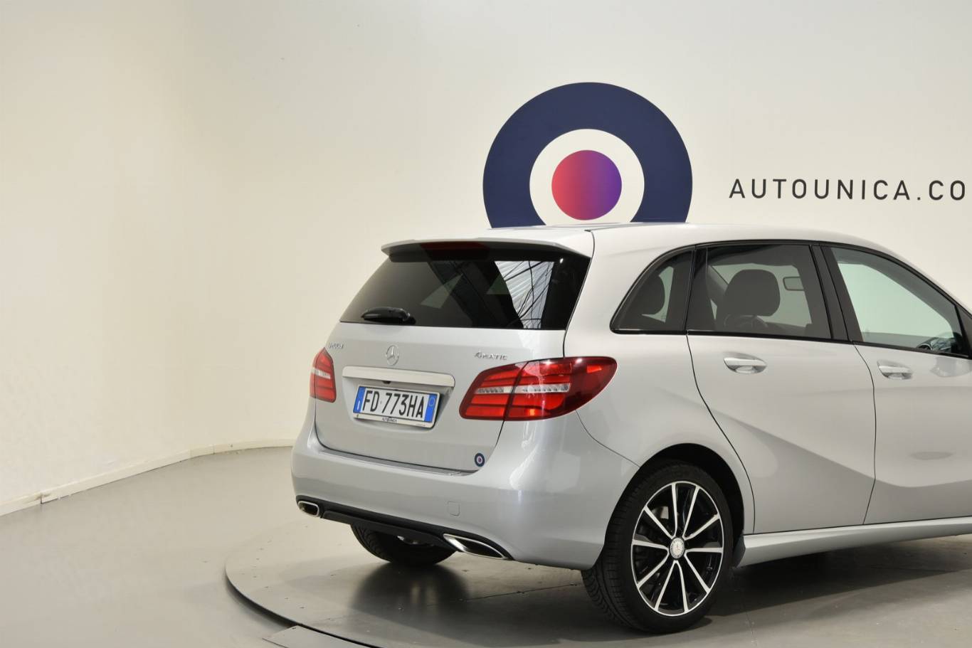 MERCEDES-BENZ B 200 17