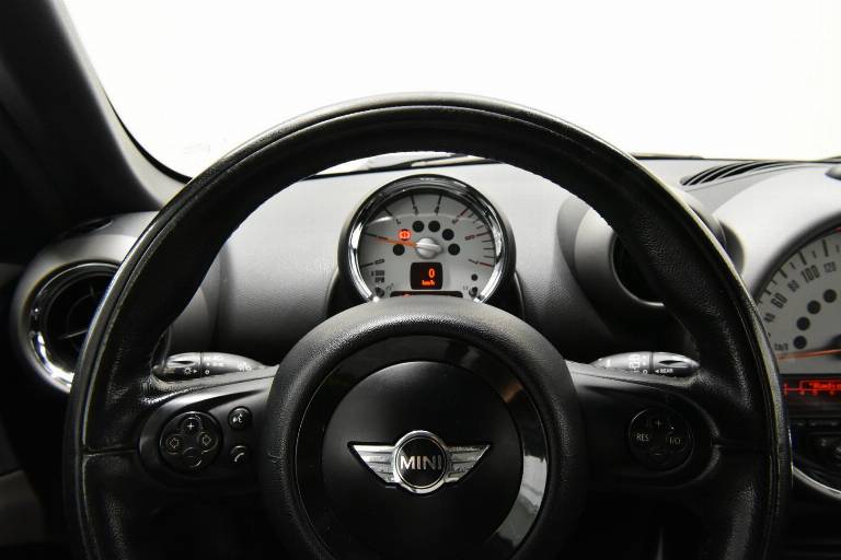MINI Countryman 9