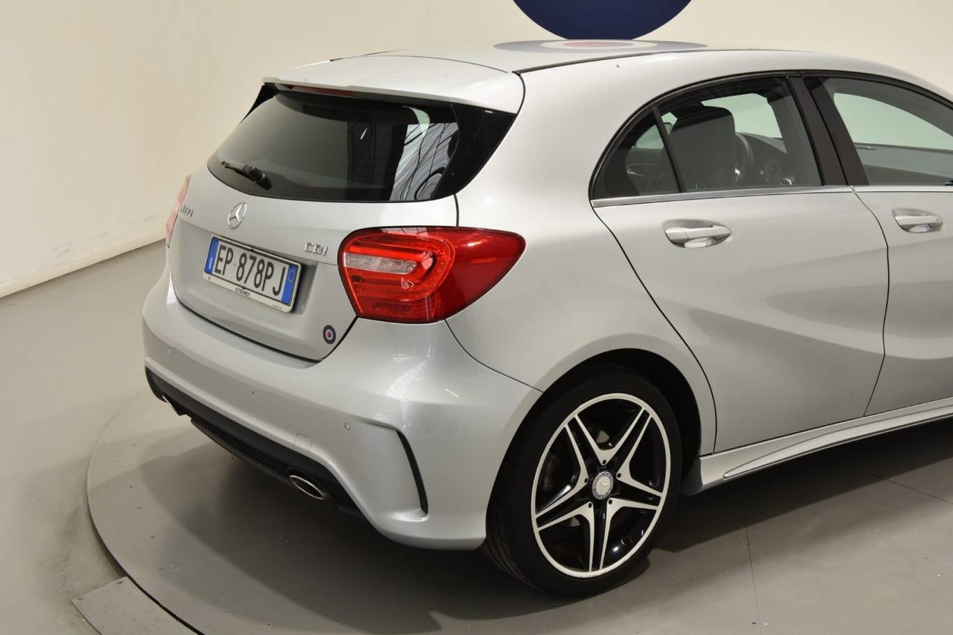 MERCEDES-BENZ A 180 37