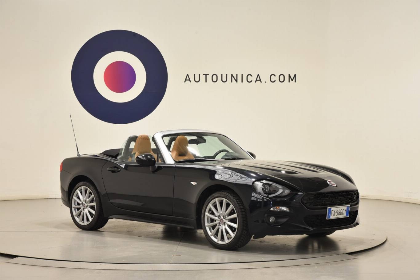 FIAT 124 Spider 9