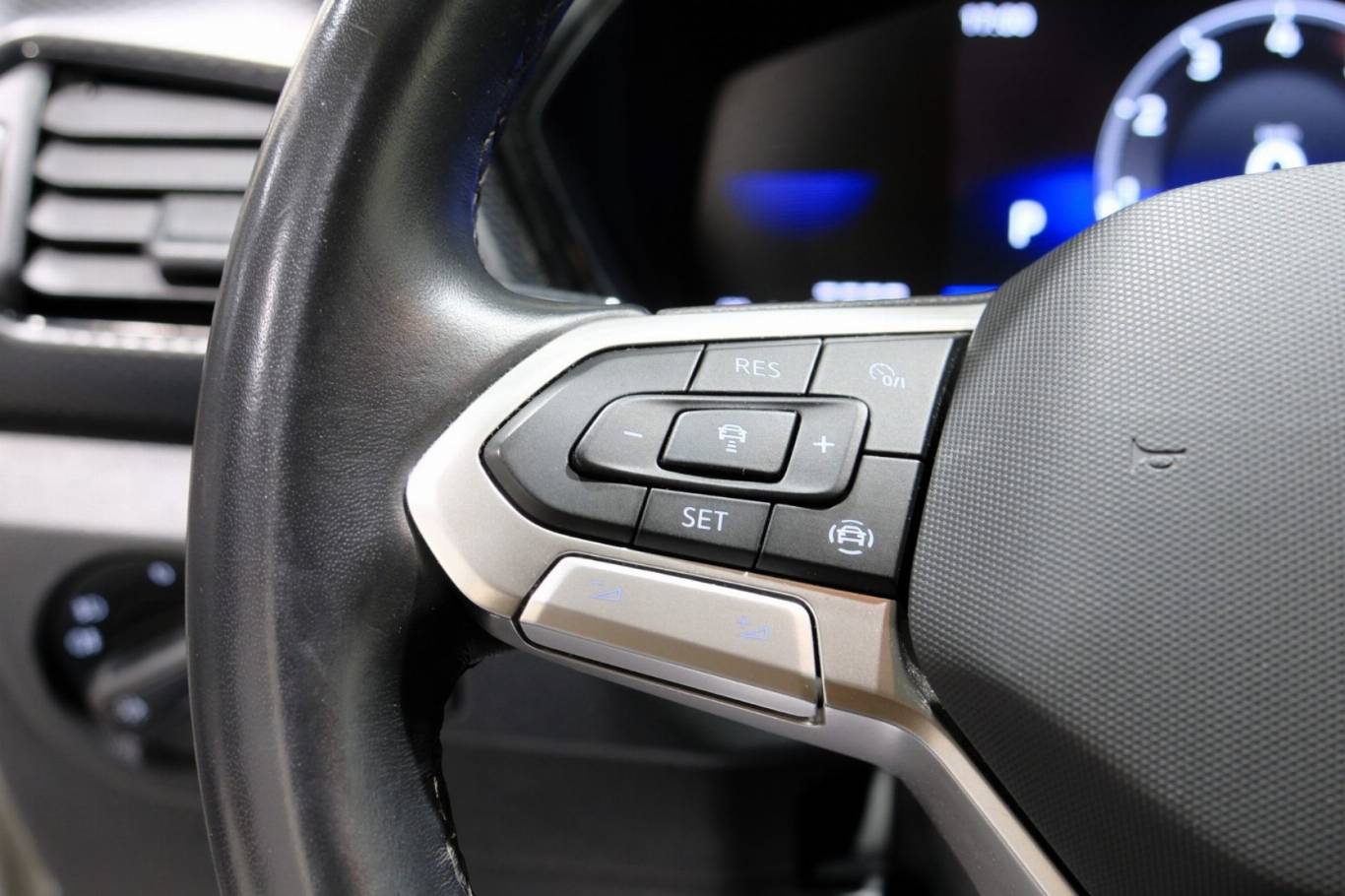 VOLKSWAGEN T-Cross 21