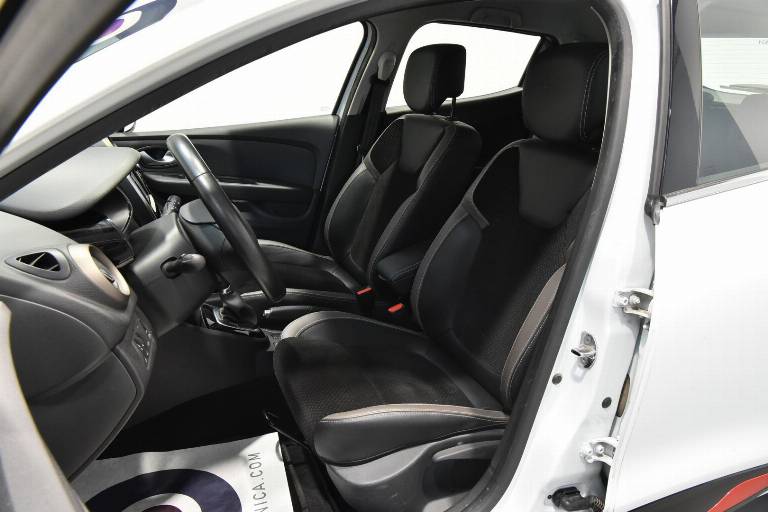 RENAULT Clio 4