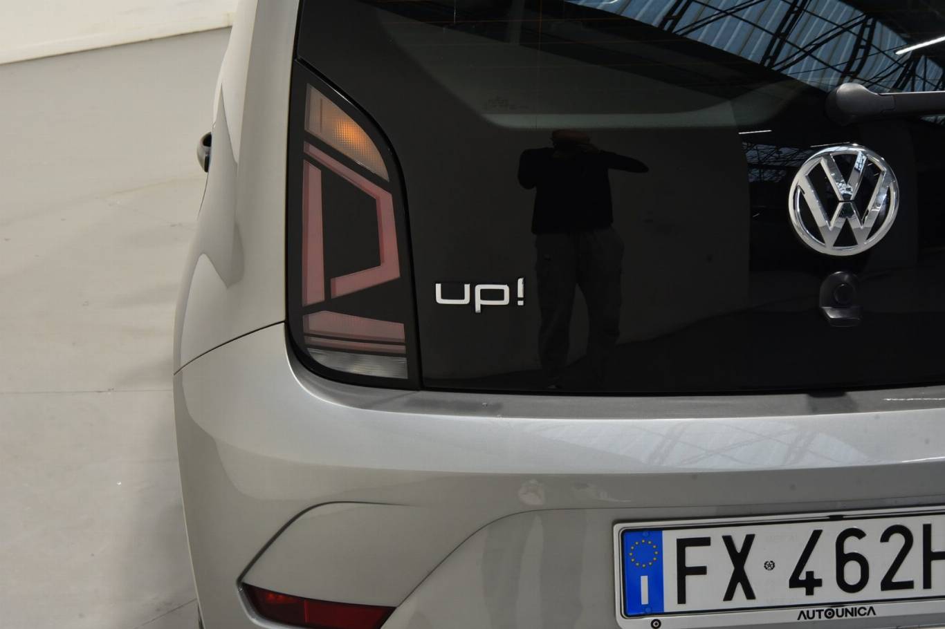 VOLKSWAGEN Up! 16