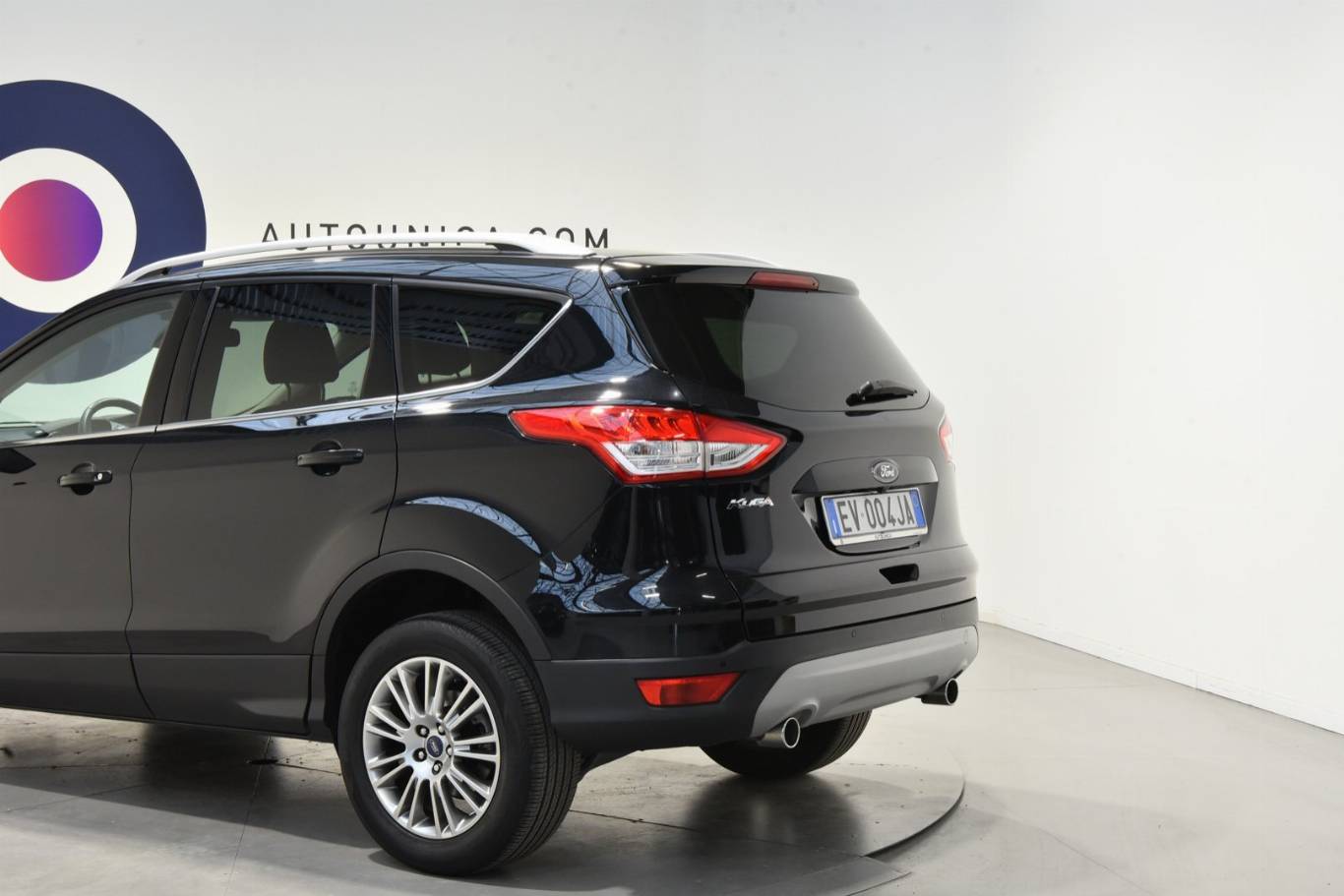 FORD Kuga 37