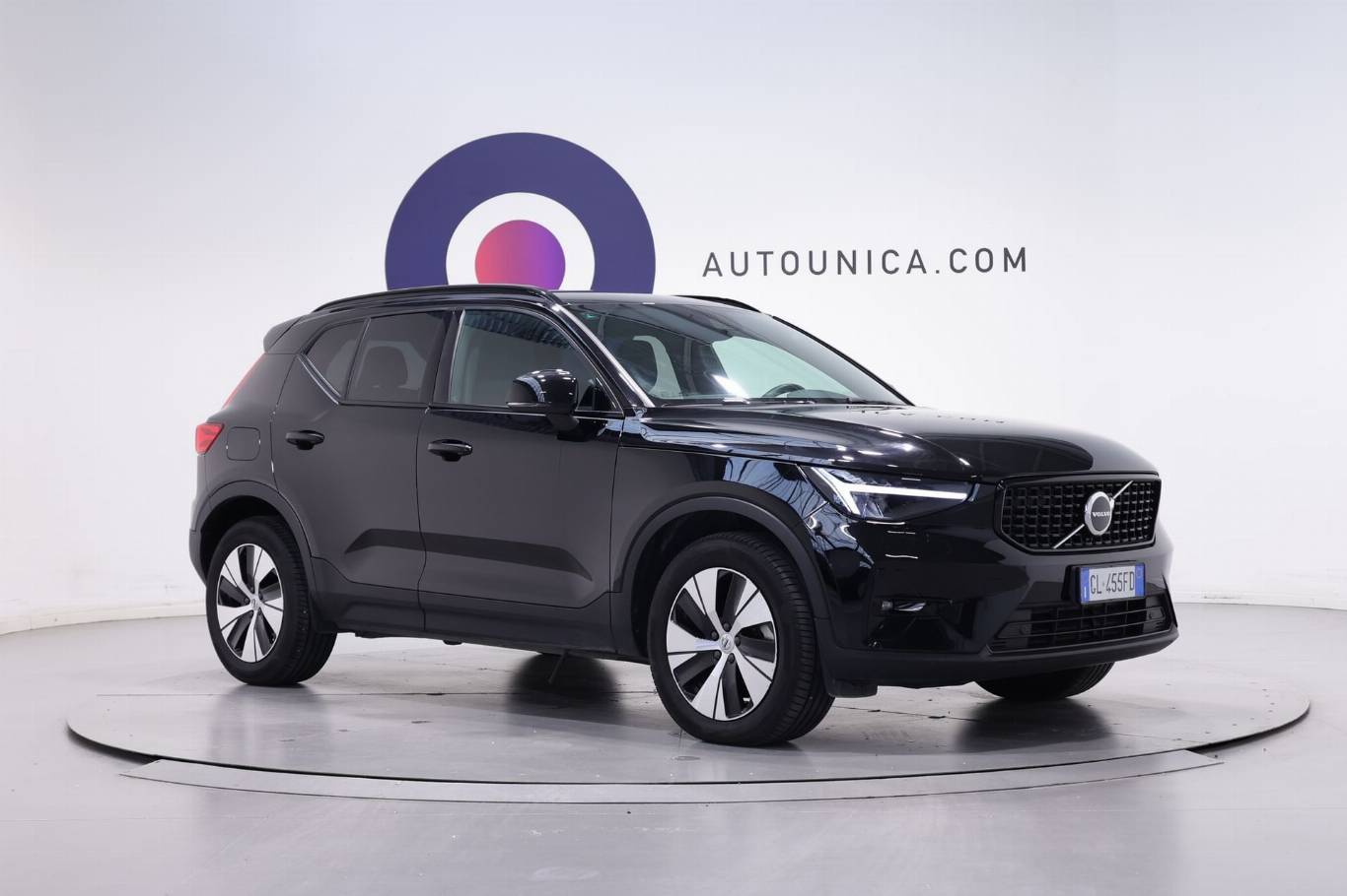 VOLVO XC40 3