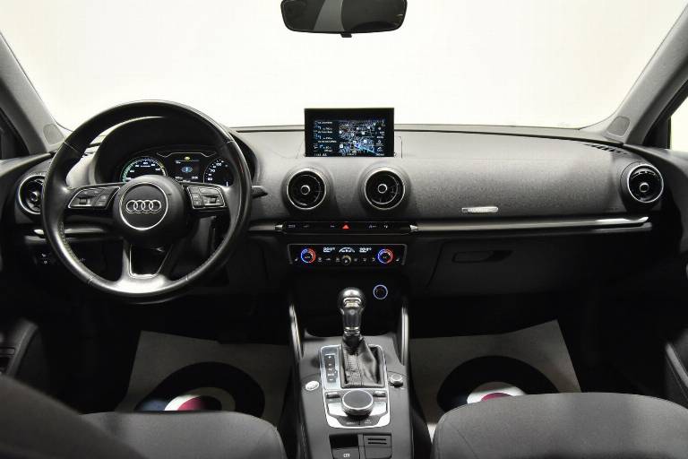 AUDI A3 22