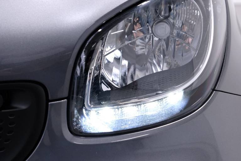 SMART ForFour 49