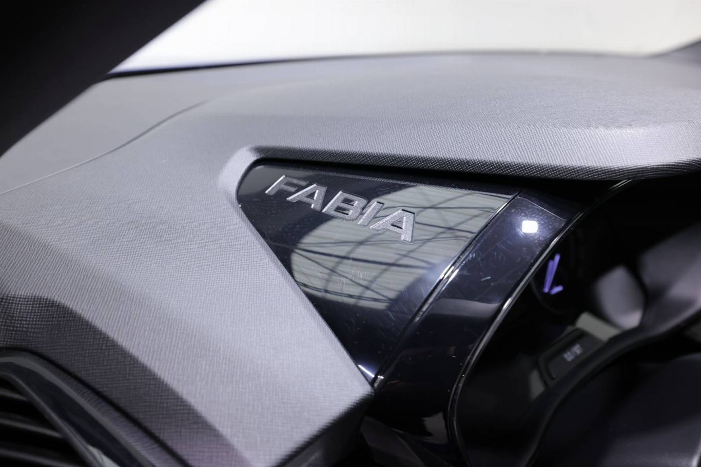 SKODA Fabia 27