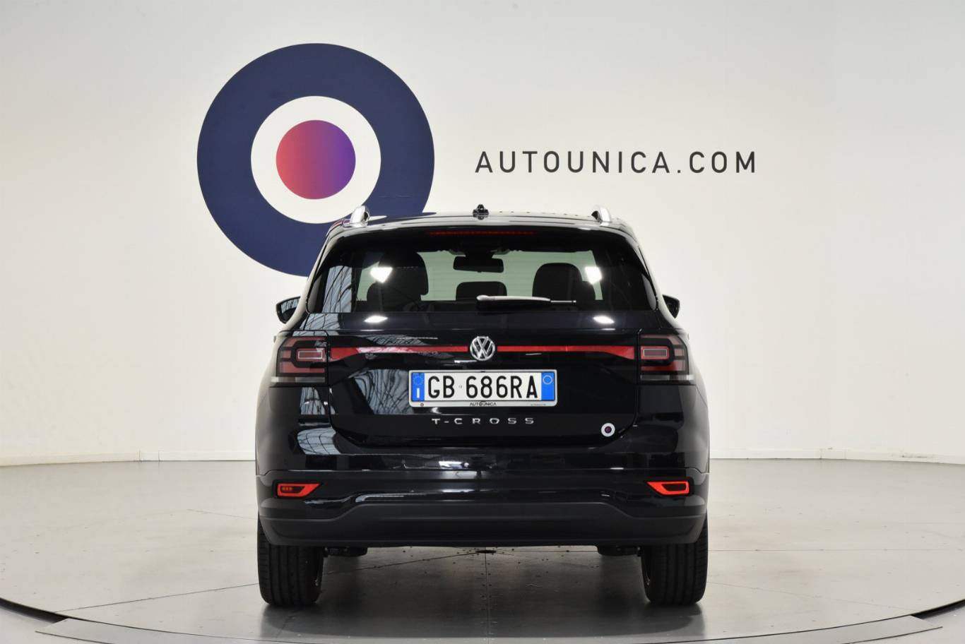 VOLKSWAGEN T-Cross 6