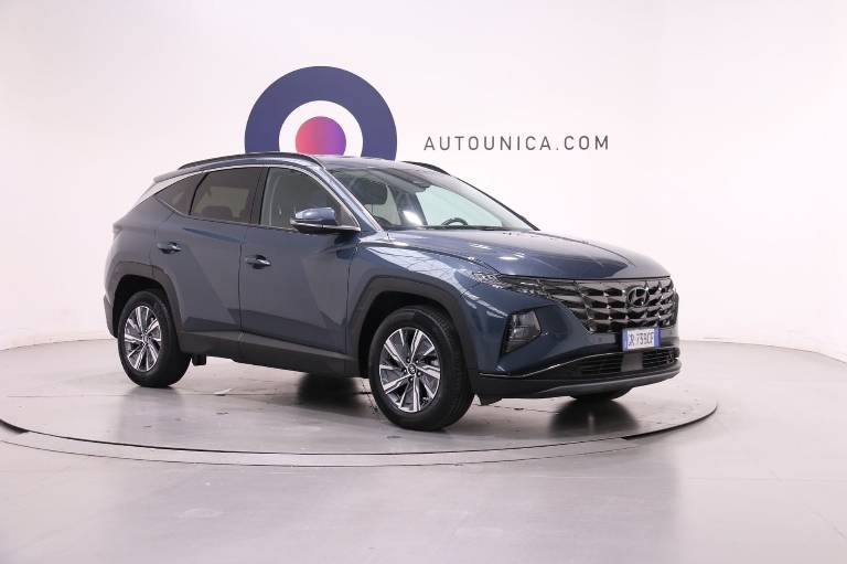 HYUNDAI Tucson 2