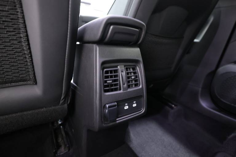 RENAULT Captur 37