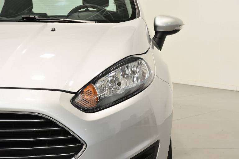 FORD Fiesta 34