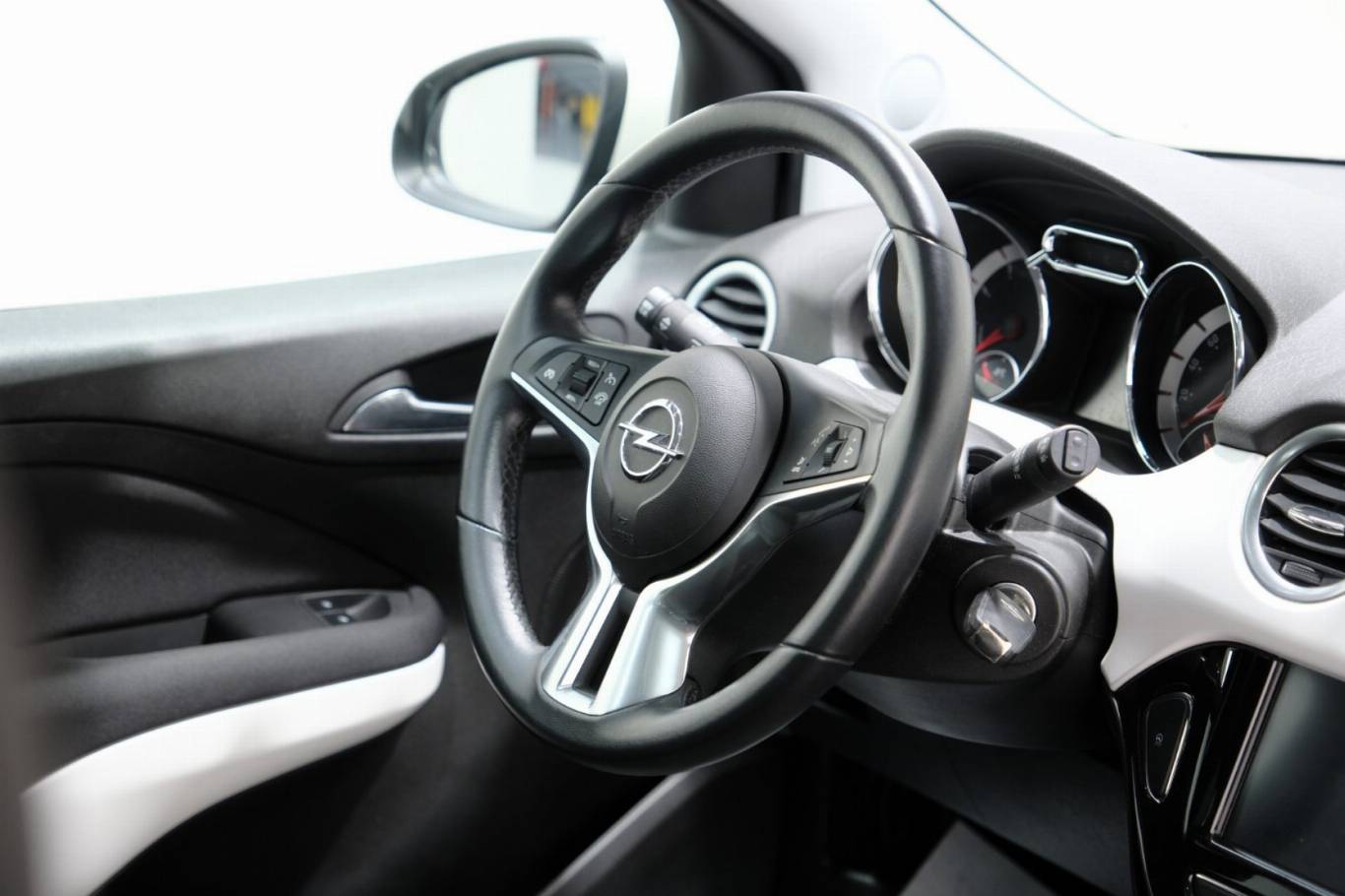 OPEL Adam 54