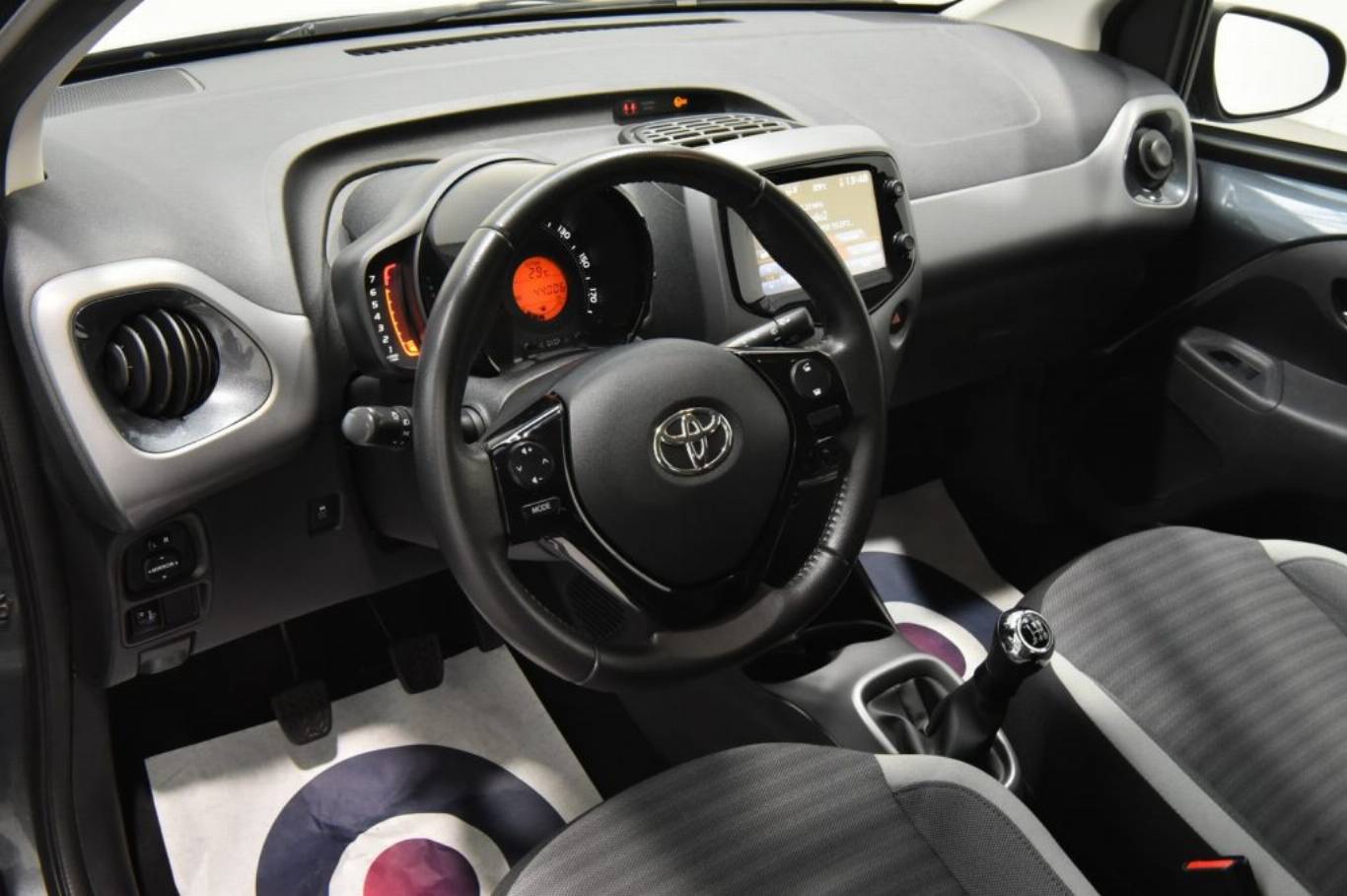 TOYOTA Aygo 3