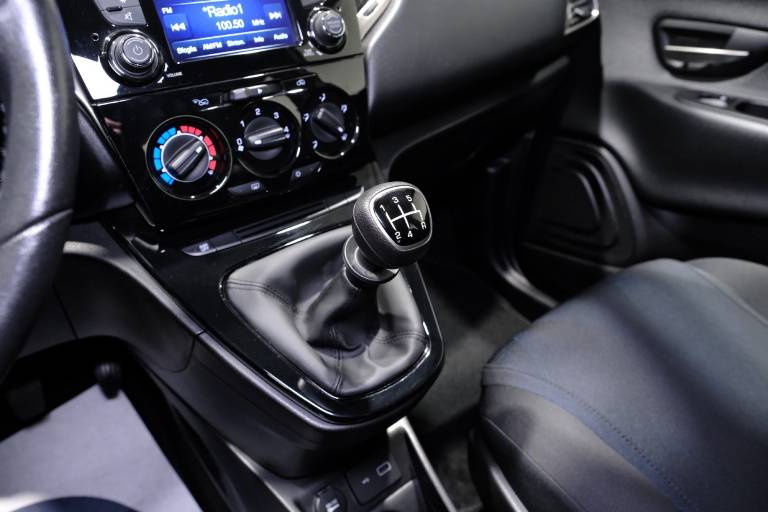 LANCIA Ypsilon 24
