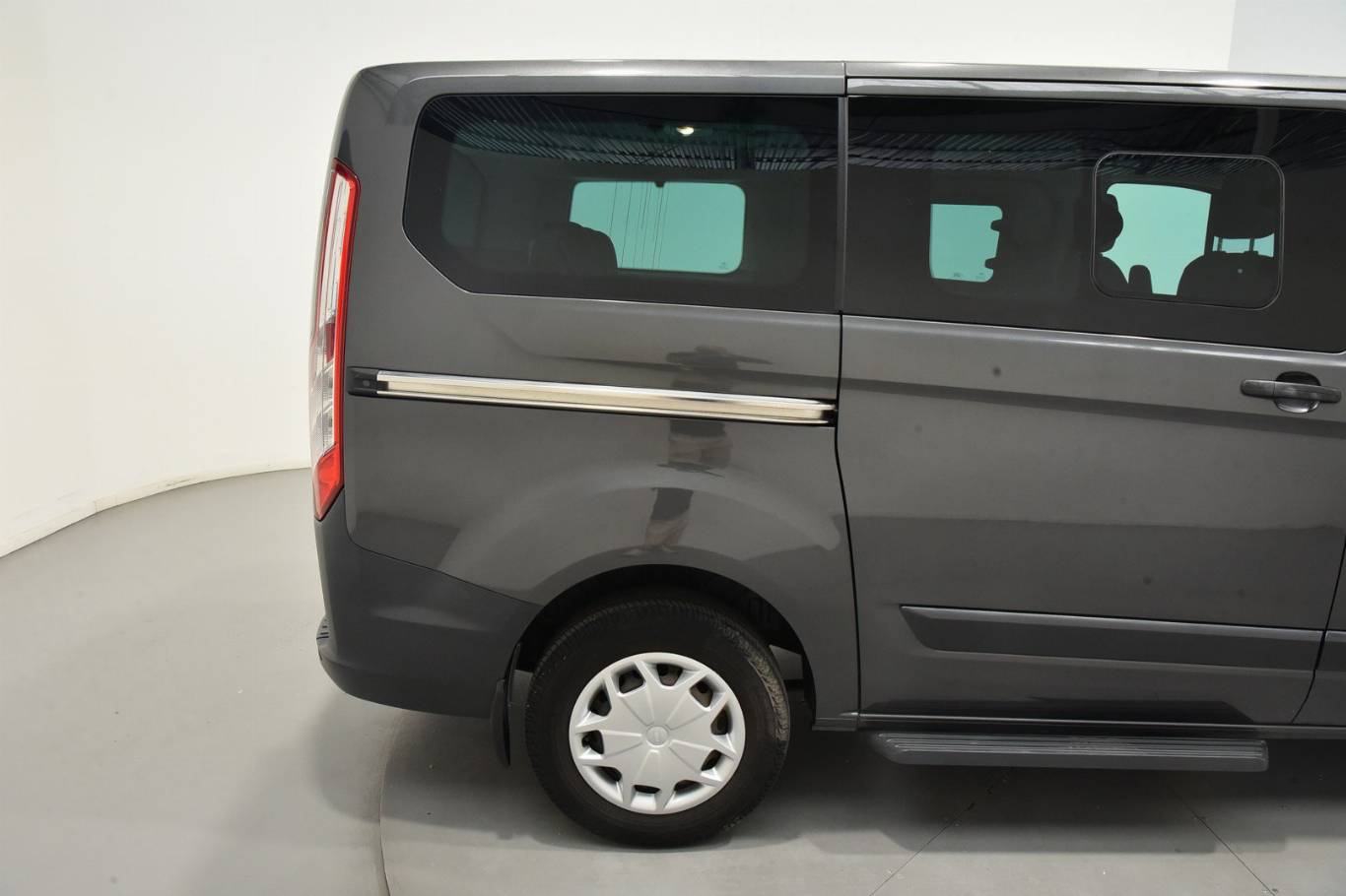 FORD Tourneo Custom 51