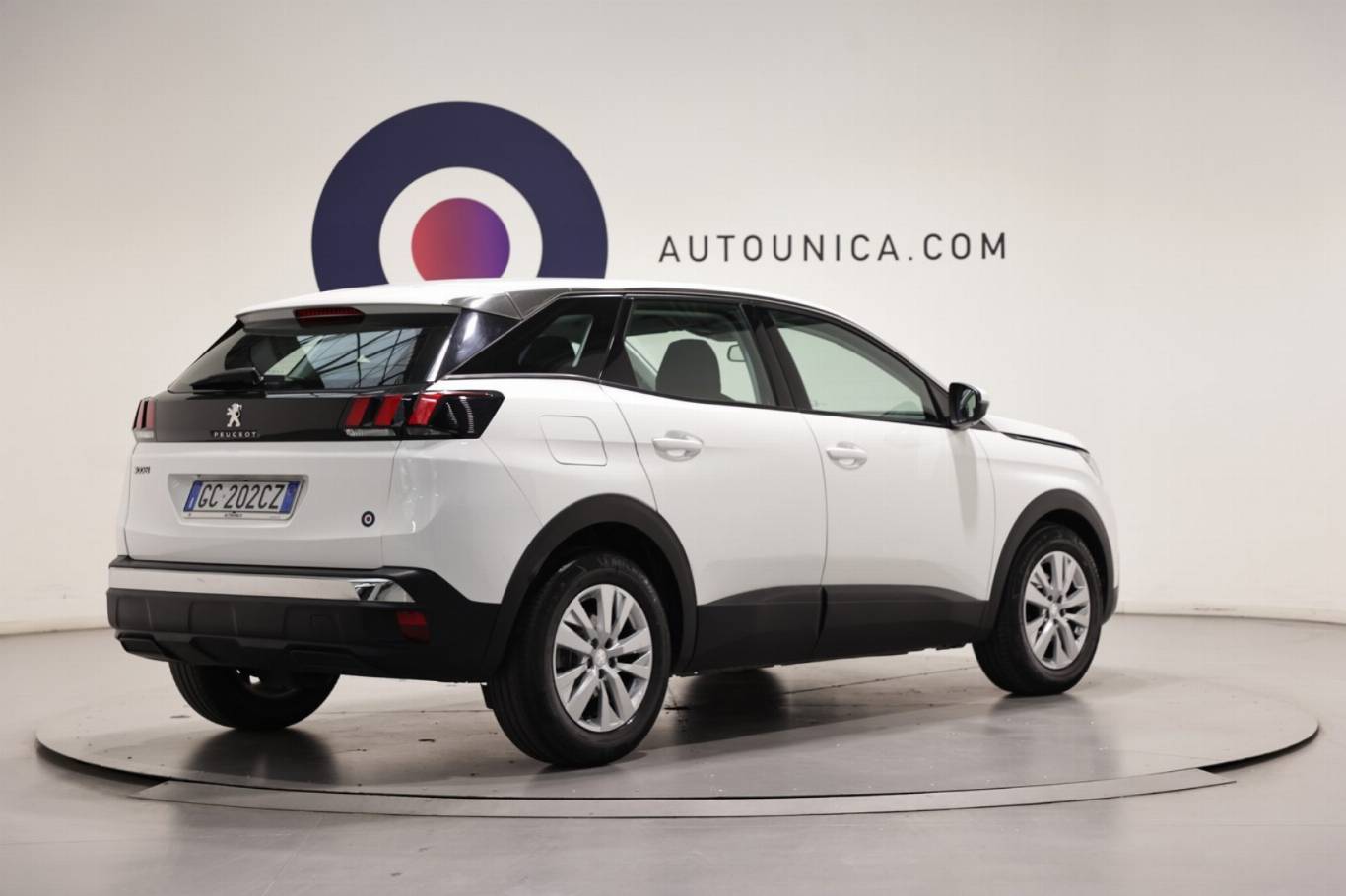 PEUGEOT 3008 4