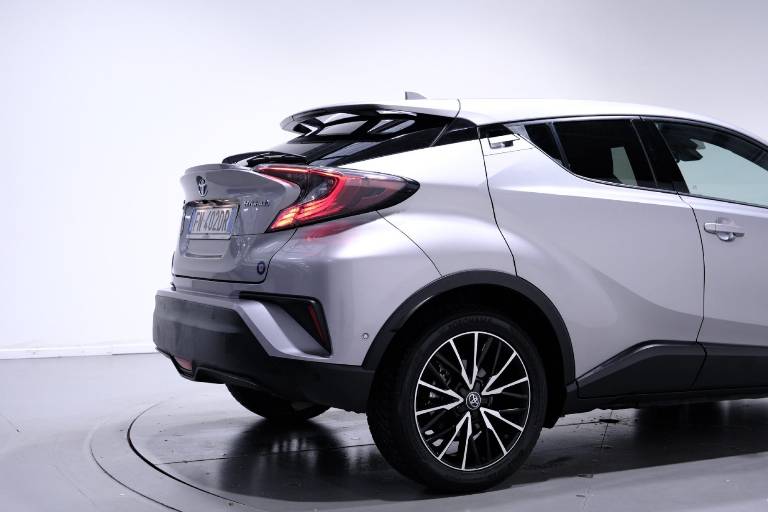 TOYOTA C-HR 50