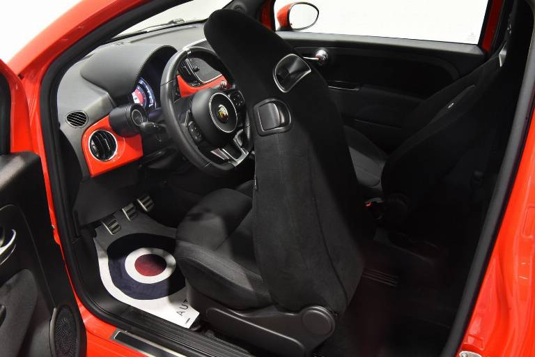 ABARTH 595 37