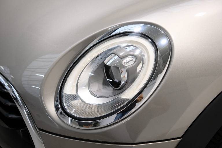 MINI Cooper Clubman 53